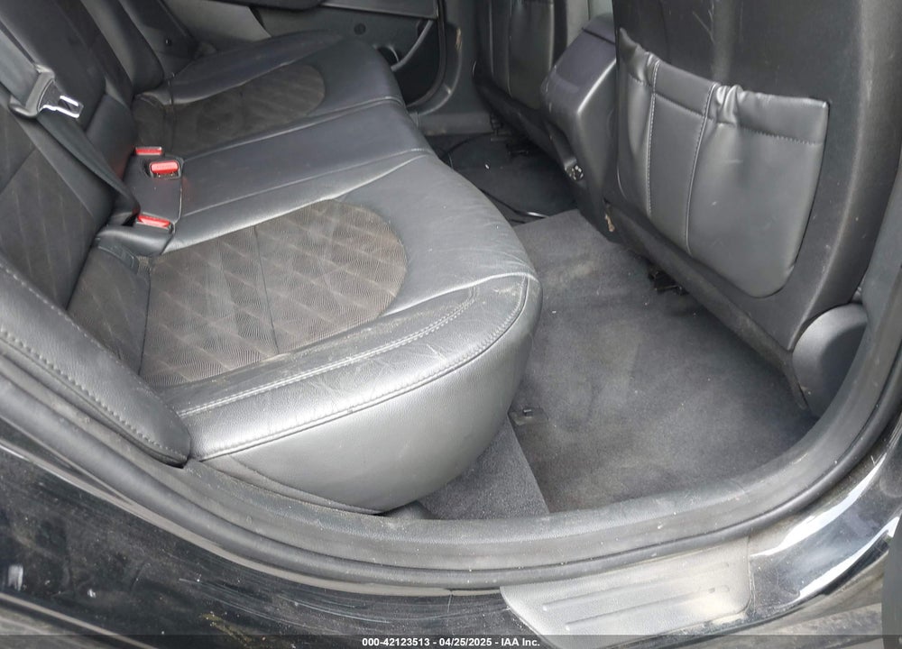 2015 HYUNDAI SONATA VIN: 5NPE34AF4FH093298