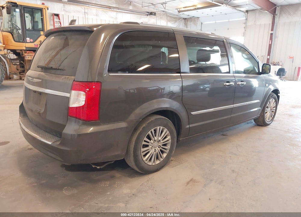 2014 CHRYSLER TOWN & COUNTRY TOURING-L 30TH ANNIVERSARY VIN: 2C4RC1CG5ER310462