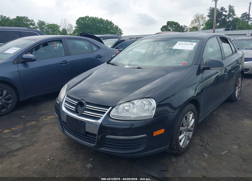 2010 VOLKSWAGEN JETTA VIN: 3VWRZ7AJ7AM162121