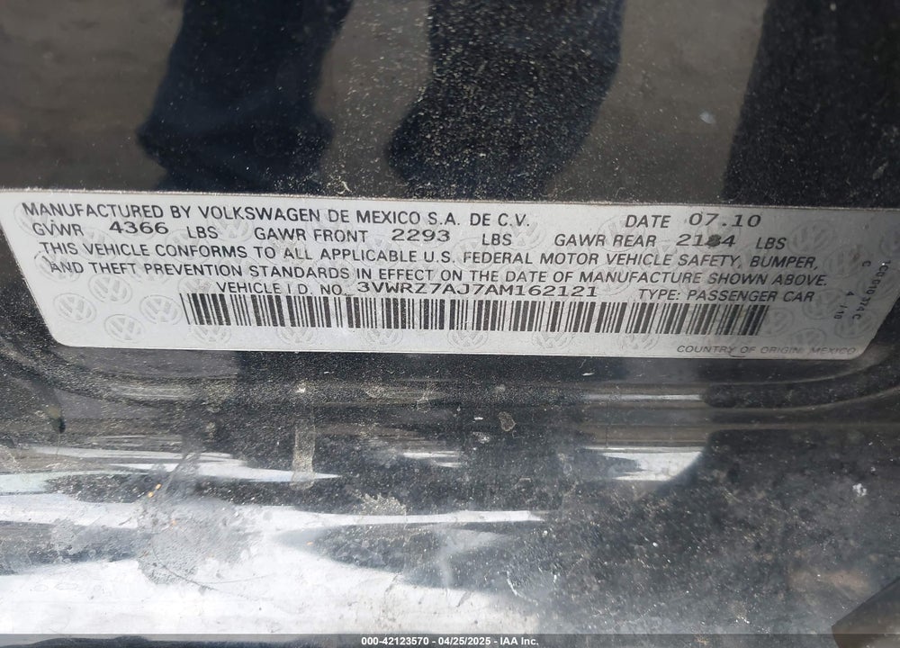 2010 VOLKSWAGEN JETTA VIN: 3VWRZ7AJ7AM162121