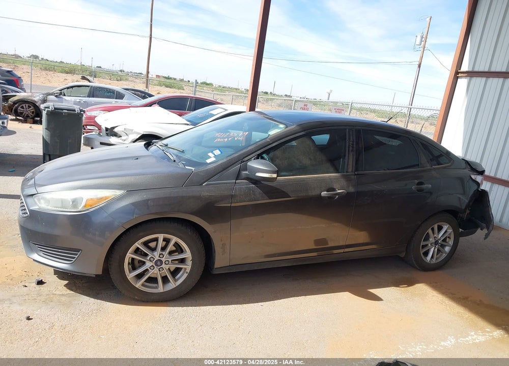 2015 FORD FOCUS SE VIN: 1FADP3F27FL374531