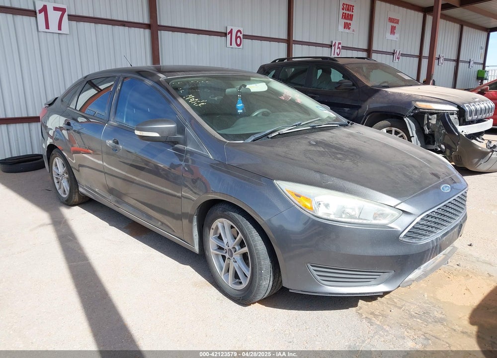 2015 FORD FOCUS SE VIN: 1FADP3F27FL374531