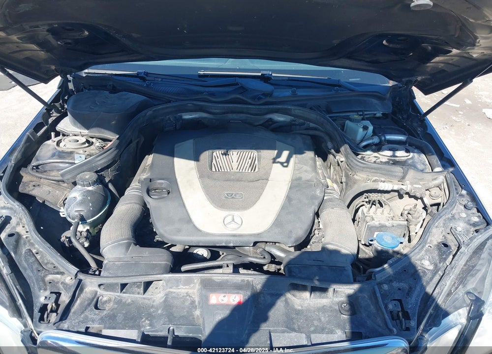 2011 MERCEDES-BENZ E VIN: WDDHF8HB6BA460482