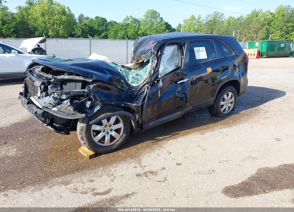 2013 KIA SORENTO VIN: 5XYKT3A14DG361286