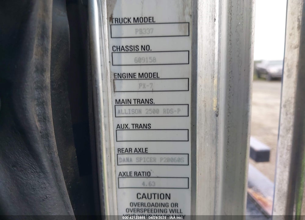 2019 PETERBILT 337 VIN: 2NP2HM6X5KM609158