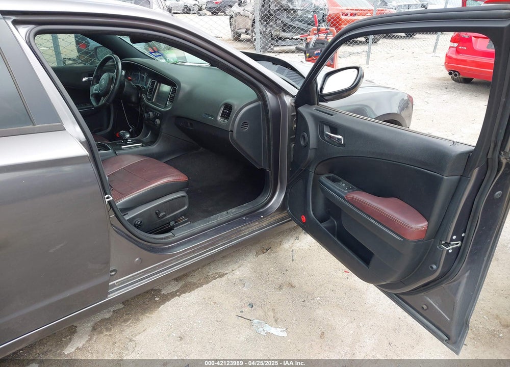 2014 DODGE CHARGER VIN: 2C3CDXHG9EH330142