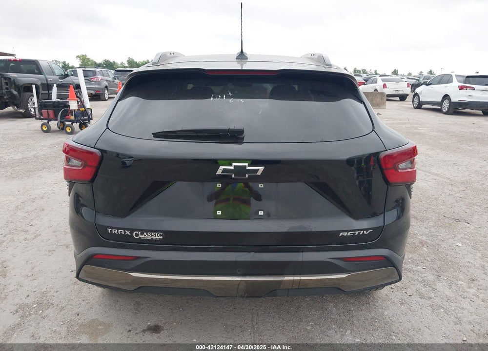 2025 CHEVROLET TRAX VIN: KL77LKEP1SC143223