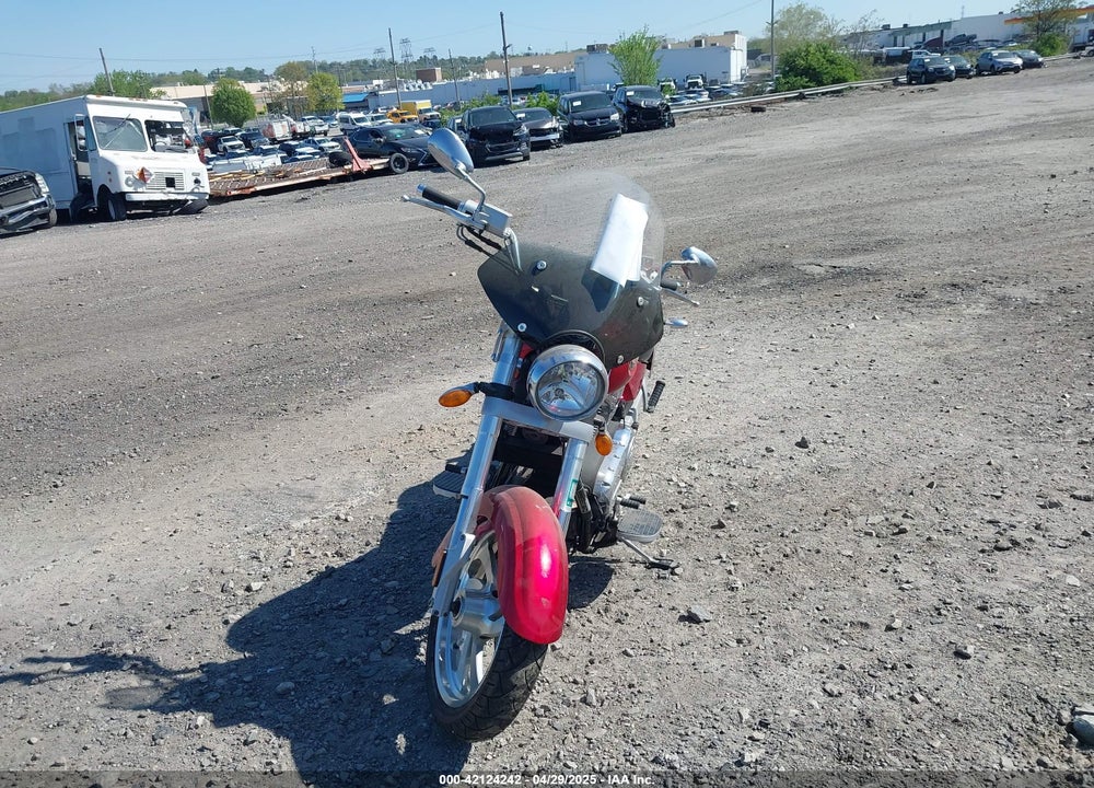 2005 VICTORY MOTORCYCLES KINGPIN VIN: 5VPCB16D553006469