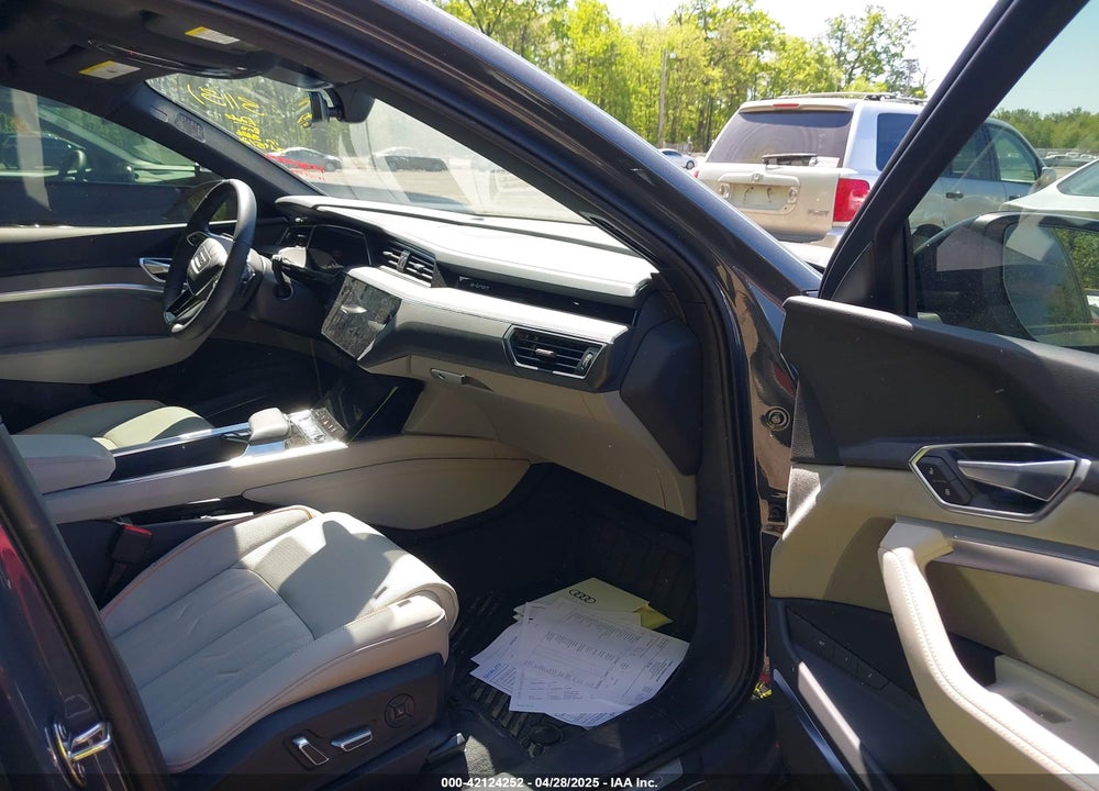 2024 AUDI Q8 E-TRON VIN: WA16AAGE8RB053944
