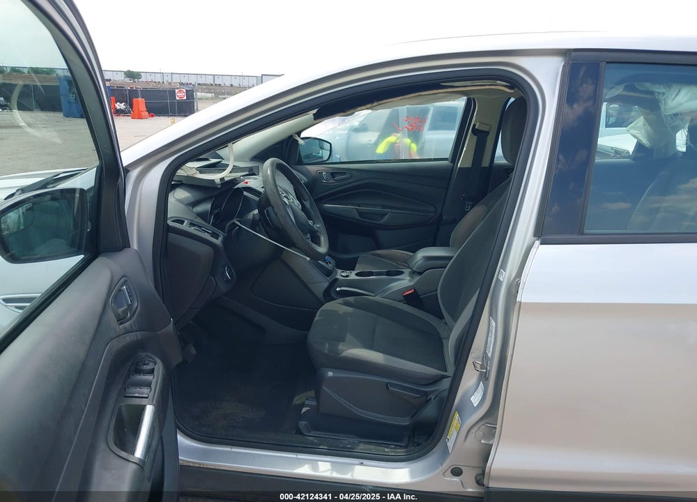2014 FORD ESCAPE S VIN: 1FMCU0F7XEUB96563