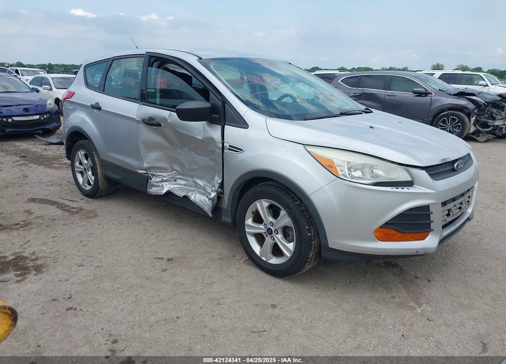 2014 FORD ESCAPE S VIN: 1FMCU0F7XEUB96563