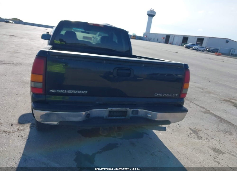 2000 CHEVROLET SILVERADO 1500 VIN: 1GCEK19T5YE215147