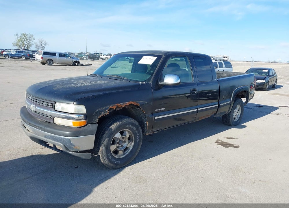 2000 CHEVROLET SILVERADO 1500 VIN: 1GCEK19T5YE215147