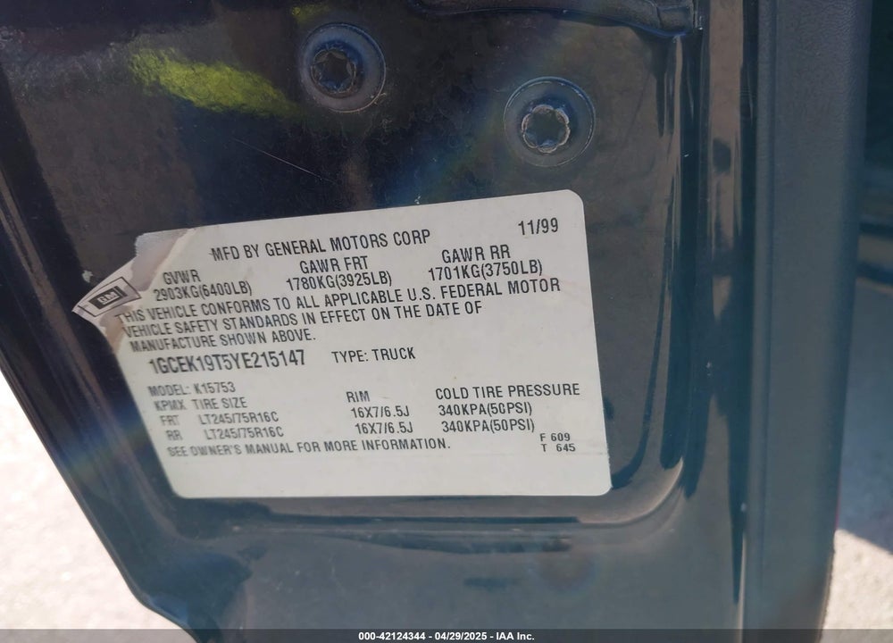 2000 CHEVROLET SILVERADO 1500 VIN: 1GCEK19T5YE215147