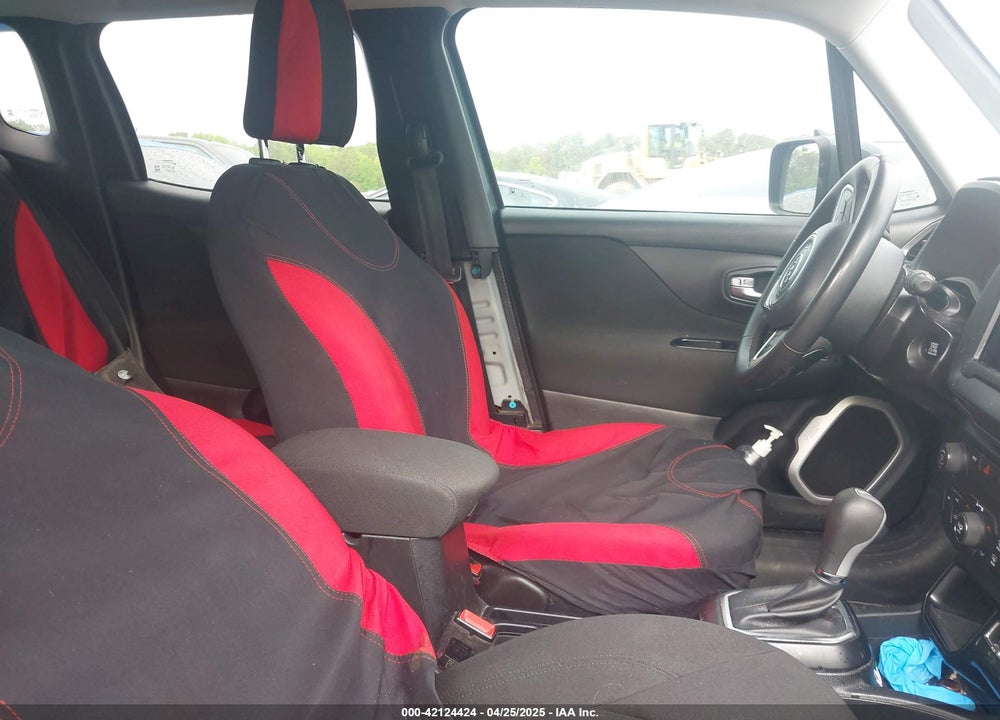 2018 JEEP RENEGADE VIN: ZACCJABB1JPJ40873