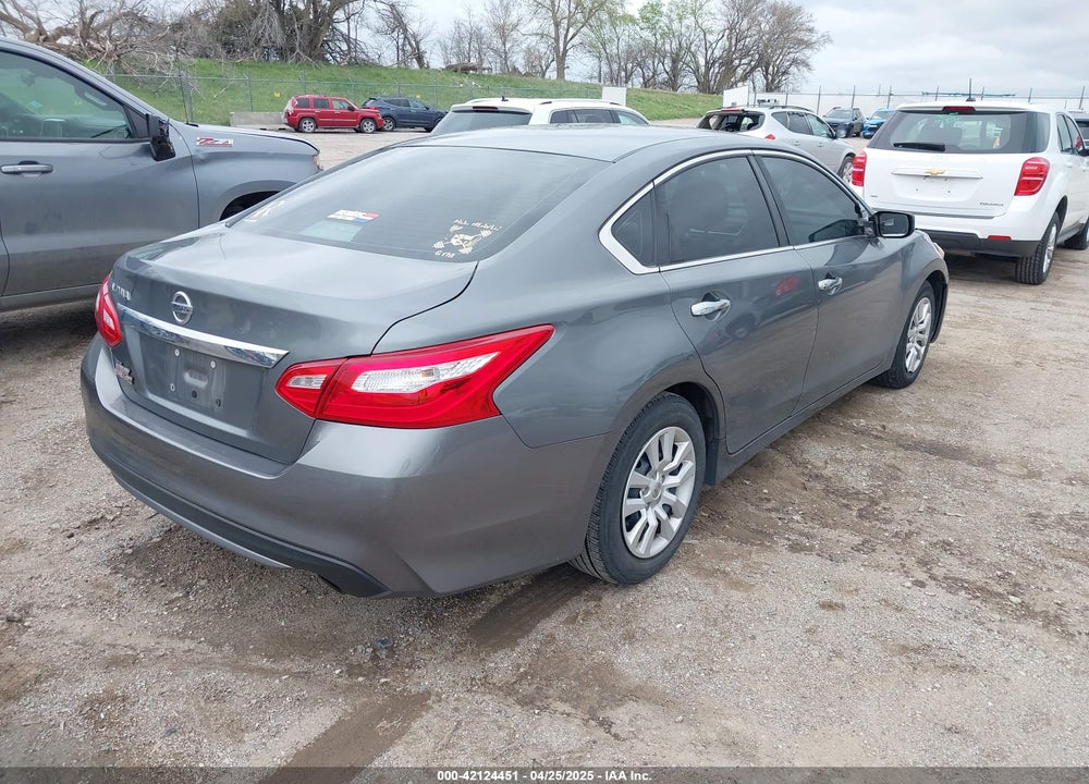 2017 NISSAN ALTIMA VIN: 1N4AL3AP8HN364874