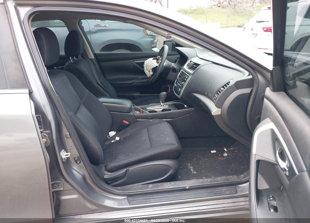 2017 NISSAN ALTIMA VIN: 1N4AL3AP8HN364874