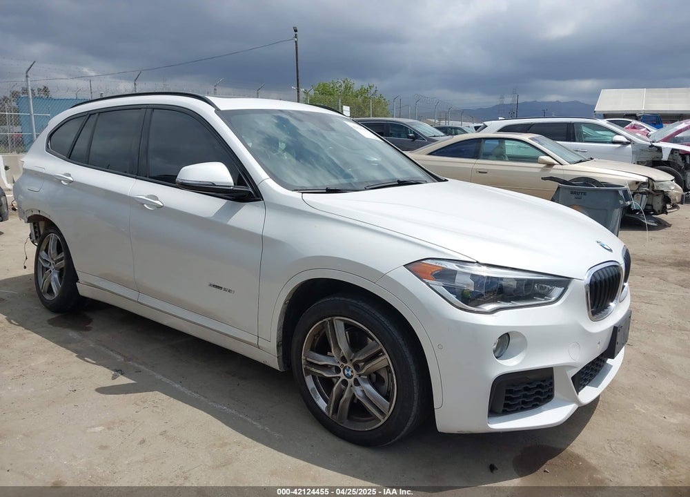 2017 BMW X1 SDRIVE28I VIN: WBXHU7C34H5H33422