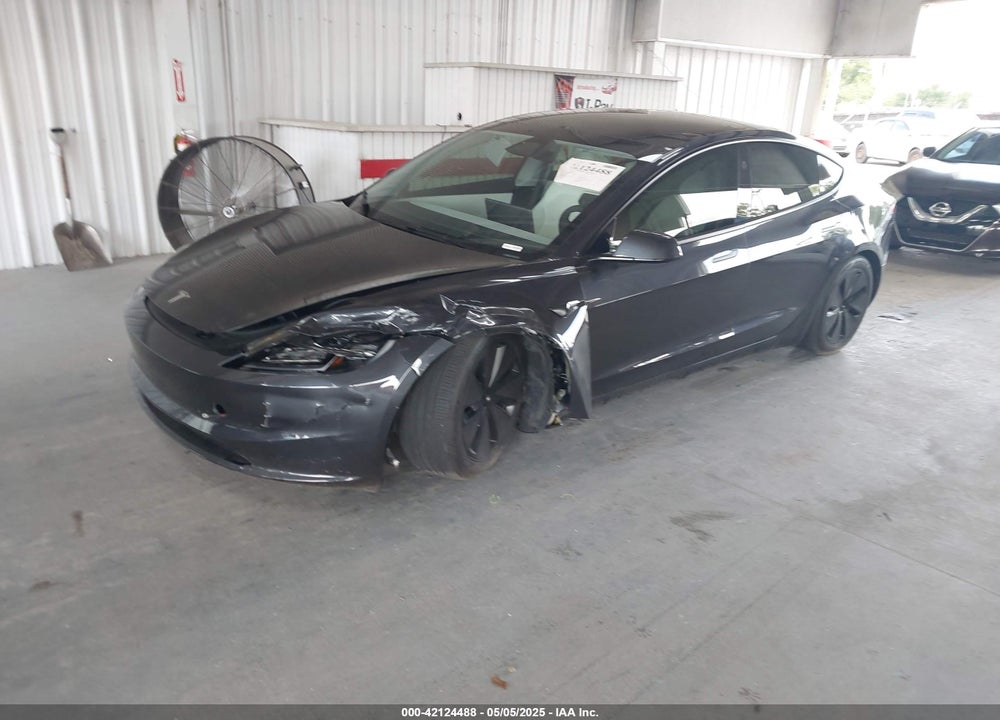 2024 TESLA MODEL 3 LONG RANGE DUAL MOTOR ALL-WHEEL DRIVE/REAR-WHEEL DRIVE VIN: 5YJ3E1EA3RF870295
