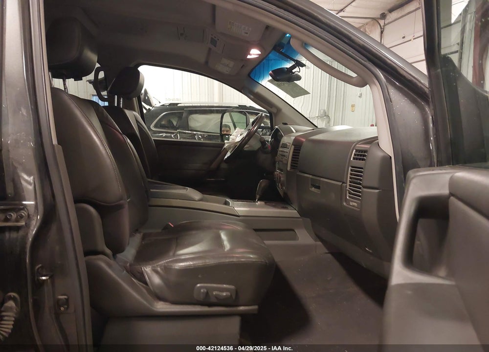 2006 NISSAN TITAN VIN: 1N6BA07B26N560821