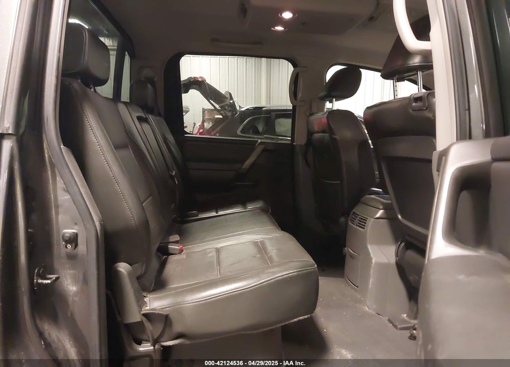 2006 NISSAN TITAN VIN: 1N6BA07B26N560821