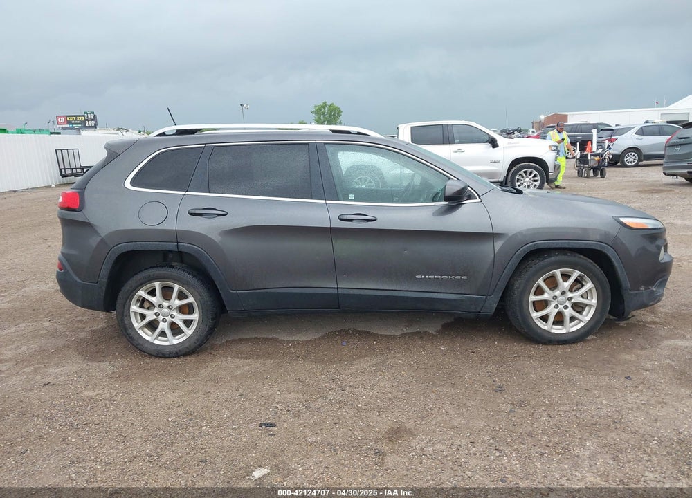 2016 CHEROKEE JEEP  LATITUDE VIN: 1C4PJLCB8GW370078