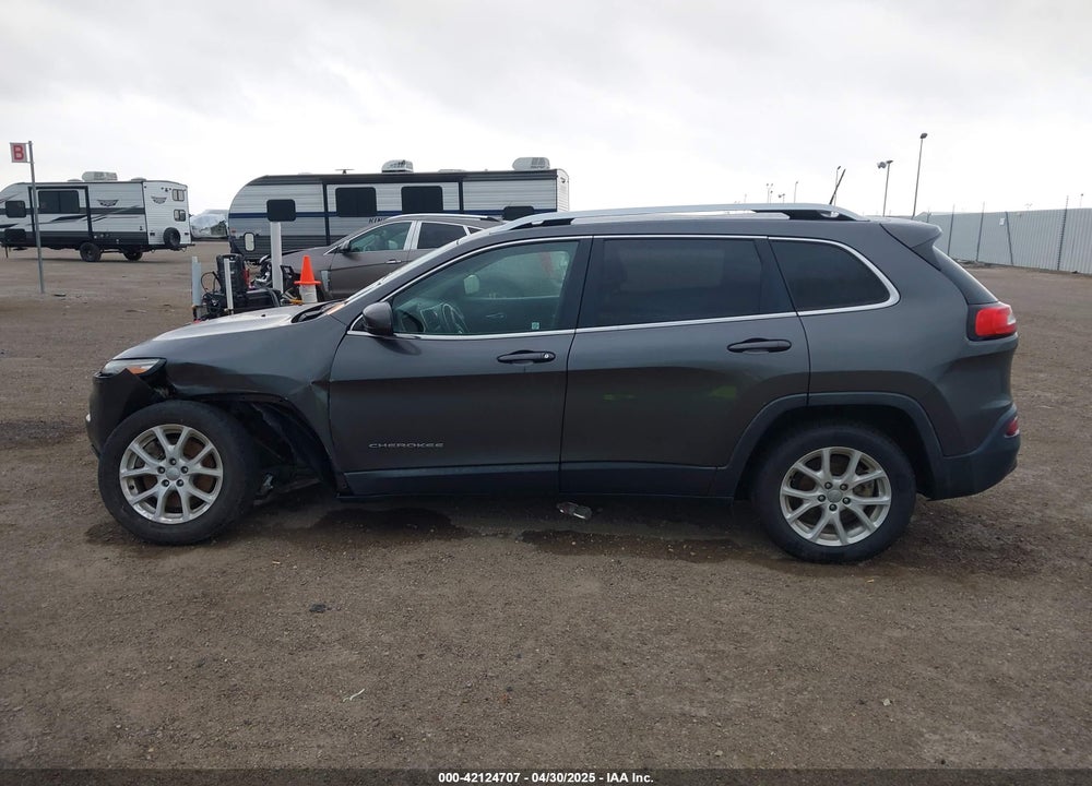 2016 CHEROKEE JEEP  LATITUDE VIN: 1C4PJLCB8GW370078