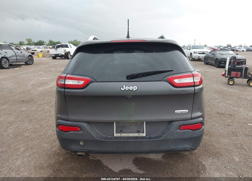 2016 CHEROKEE JEEP  LATITUDE VIN: 1C4PJLCB8GW370078
