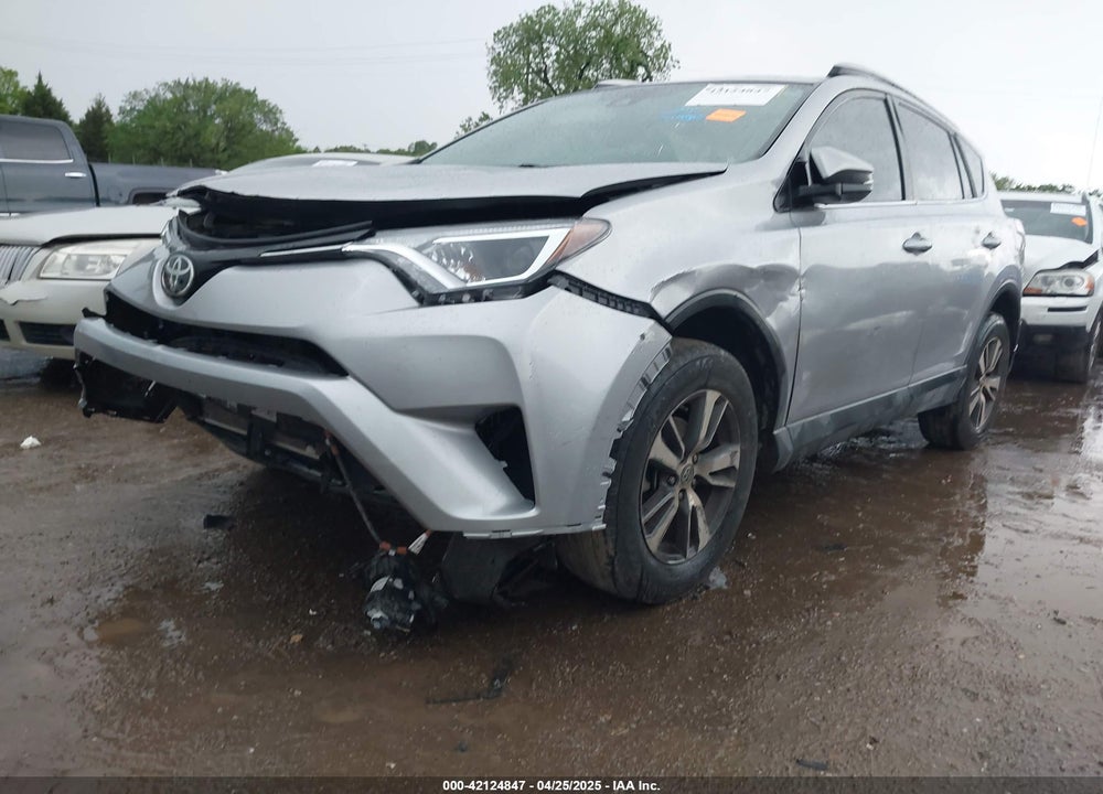 2018 TOYOTA RAV4 VIN: 2T3RFREV4JW739707