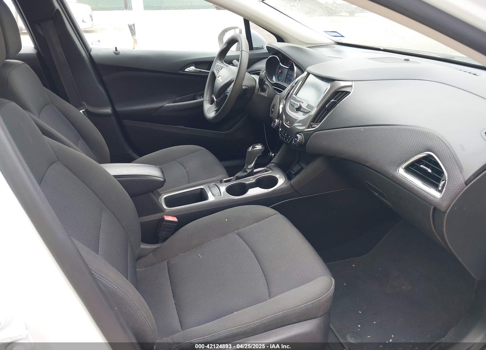 2017 CHEVROLET CRUZE LT AUTO VIN: 3G1BE6SM3HS541473