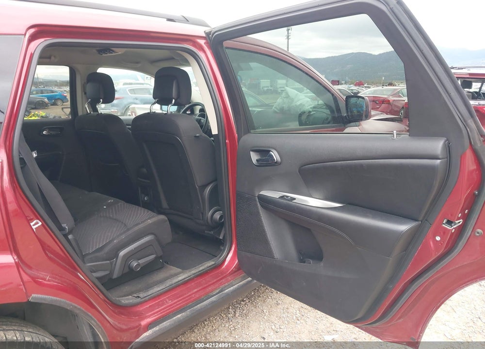 2011 DODGE JOURNEY MAINSTREET VIN: 3D4PH1FG9BT502581
