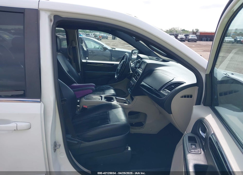 2017 DODGE GRAND CARAVAN VIN: 2C4RDGCGXHR861359