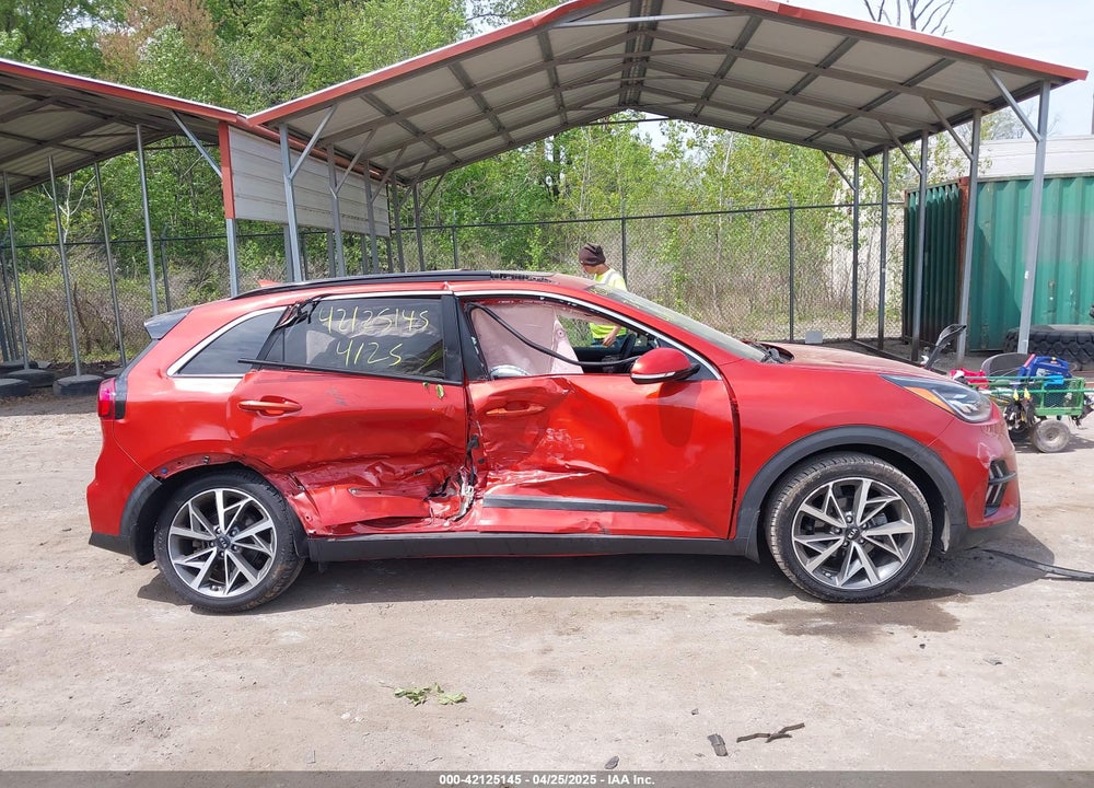 2020 KIA NIRO VIN: KNDCC3LC7L5393563