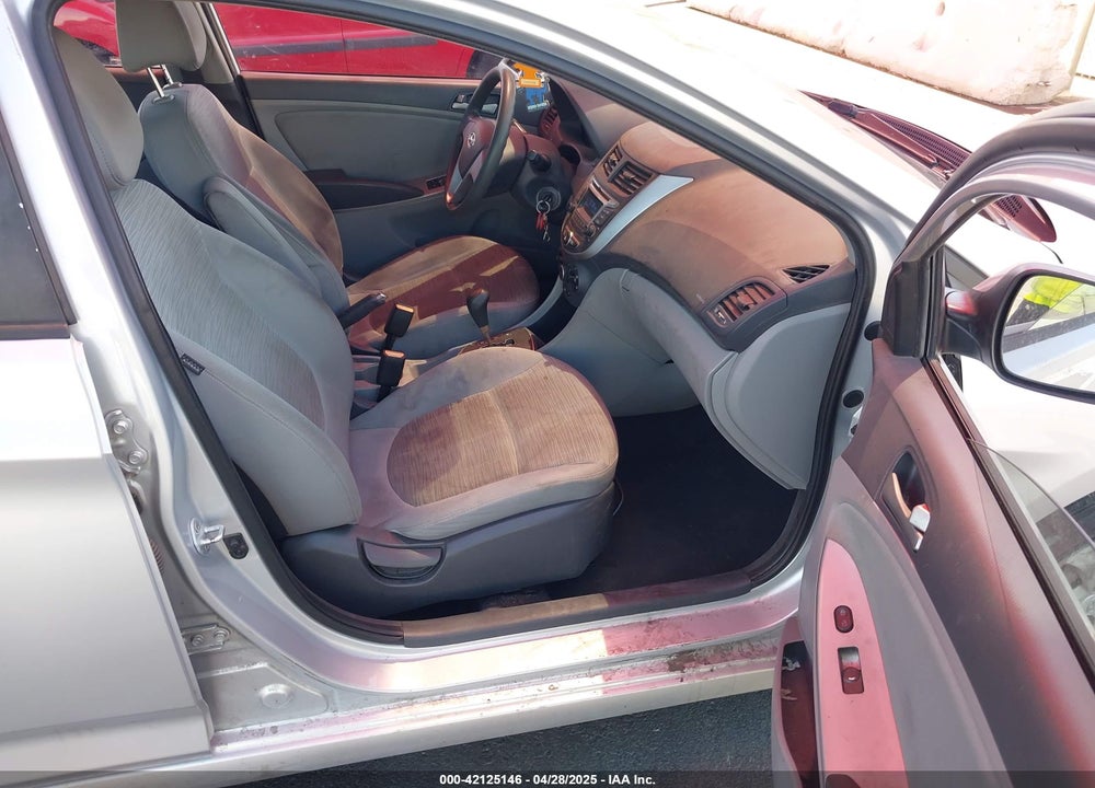 2017 HYUNDAI ACCENT VIN: KMHCT4AE5HU236813