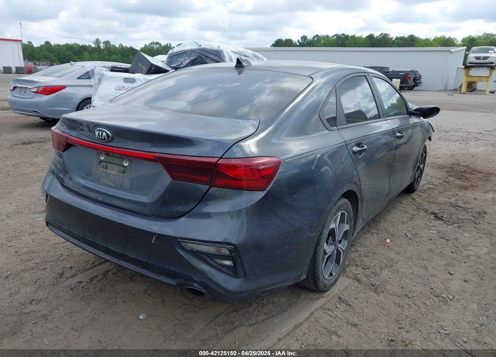2021 KIA FORTE LXS VIN: 3KPF24AD2ME276819