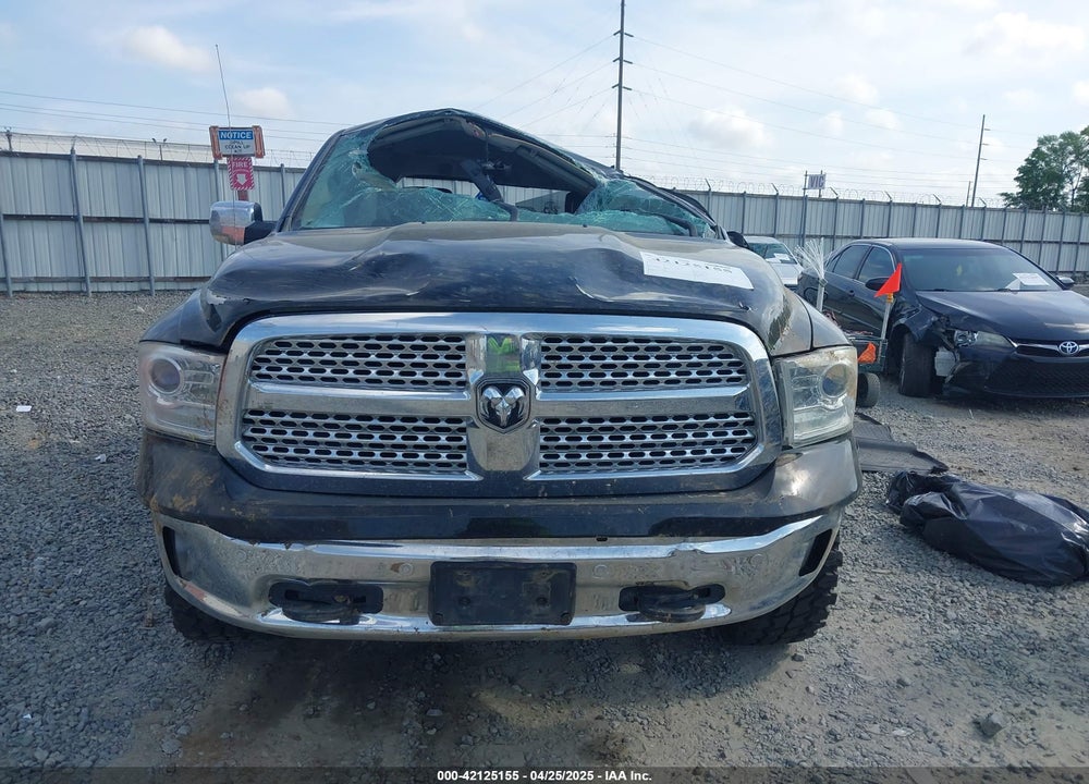 2016 RAM 1500 VIN: 1C6RR7NT3GS359003
