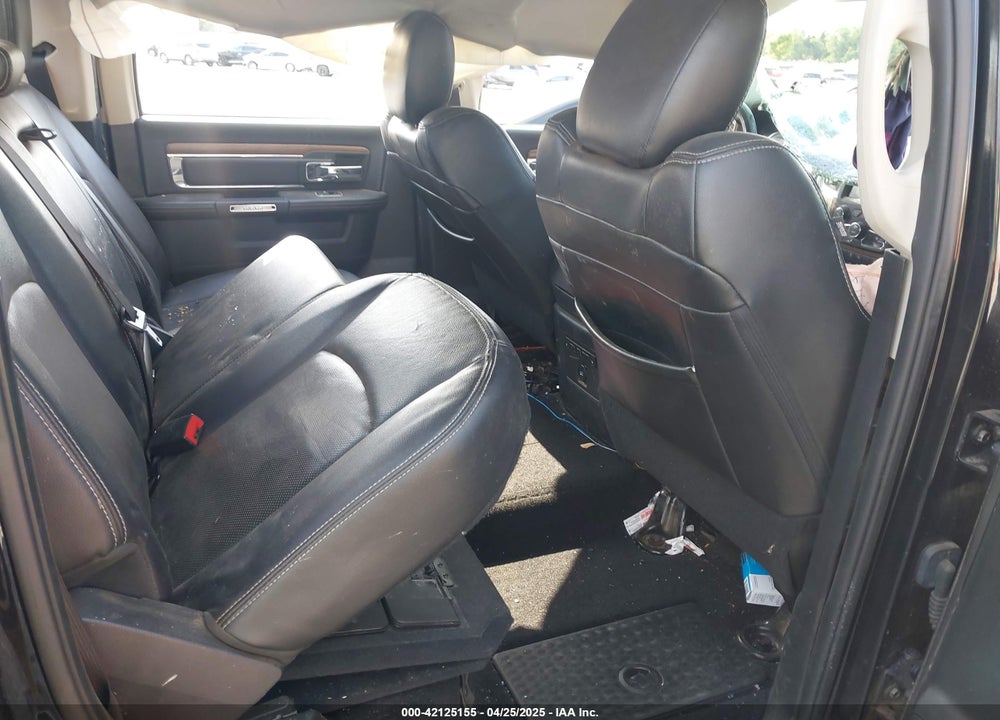 2016 RAM 1500 VIN: 1C6RR7NT3GS359003