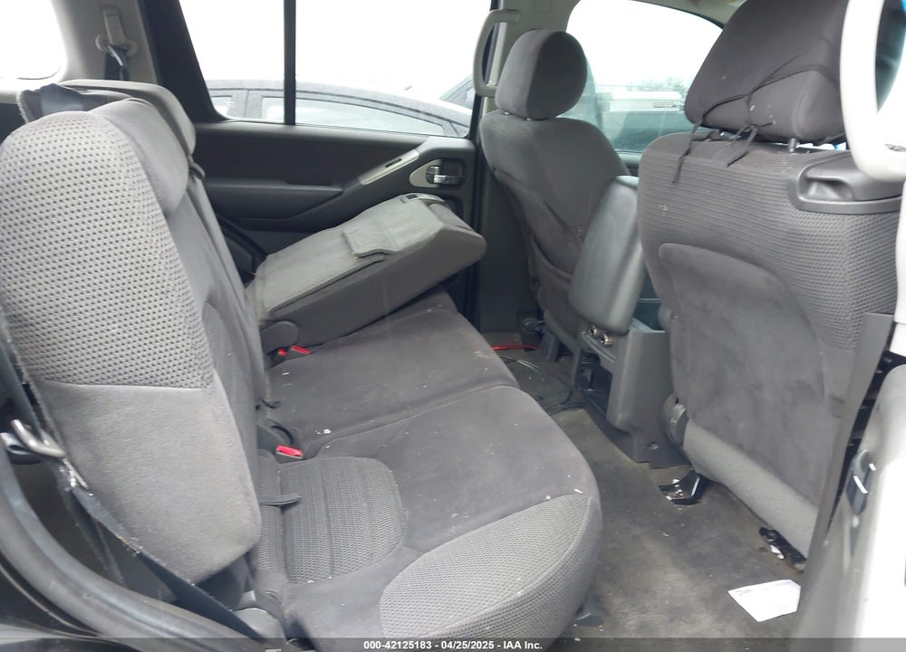 2005 NISSAN PATHFINDER SE VIN: 5N1AR18W65C770679