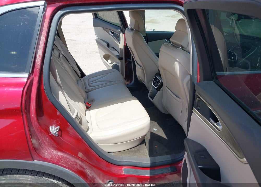2016 LINCOLN MKX RESERVE VIN: 2LMTJ8LP0GBL50285