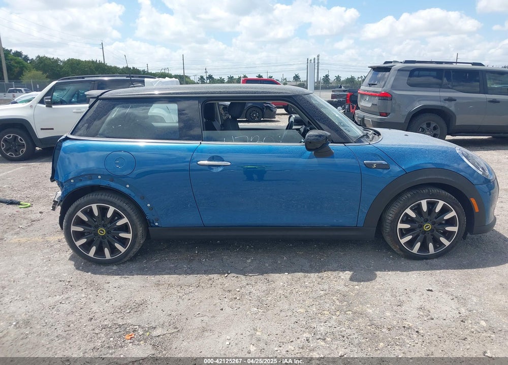 2024 MINI SE HARDTOP VIN: WMW13DJ00R2V90507