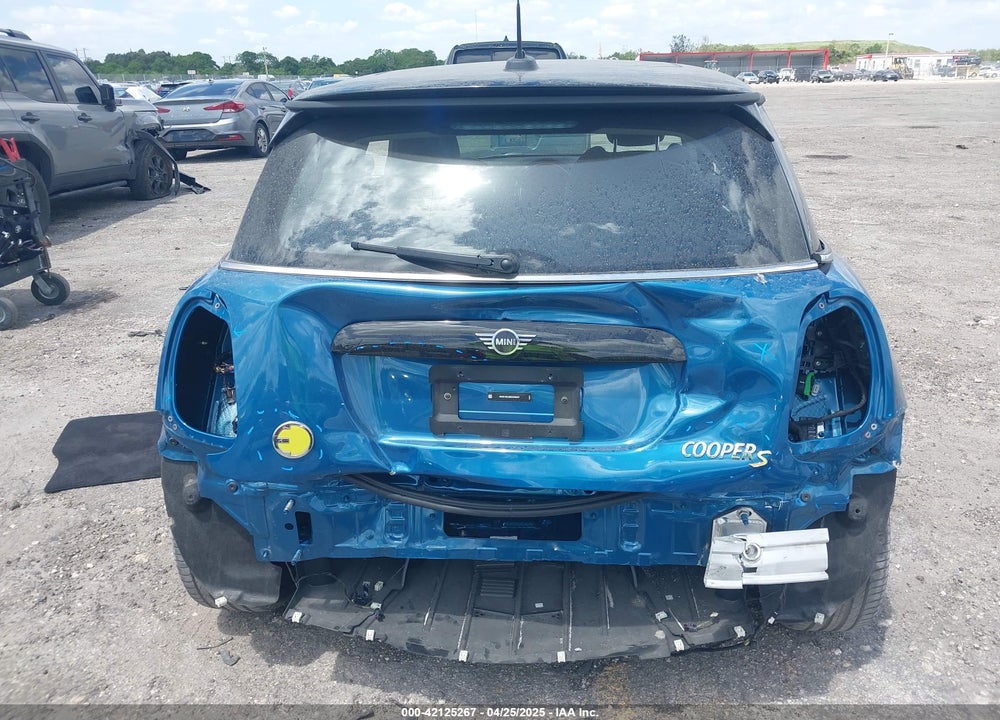 2024 MINI SE HARDTOP VIN: WMW13DJ00R2V90507