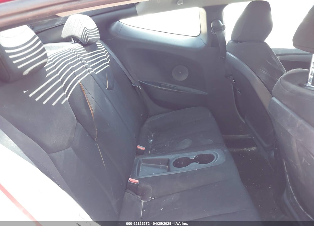 2016 HYUNDAI VELOSTER VIN: KMHTC6ADXGU268500