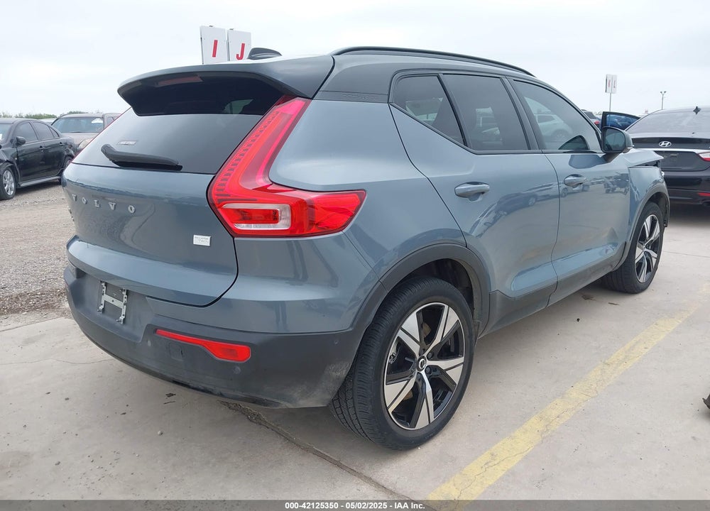 2022 VOLVO XC40 RECHARGE VIN: YV4ED3UR9N2692112
