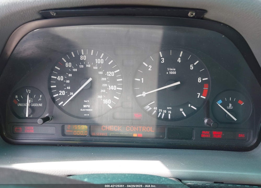 1994 BMW 525 VIN: WBAHJ6325RGD24193