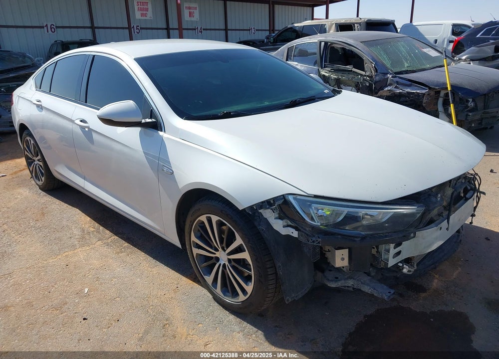 2019 BUICK REGAL SPORTBACK FWD ESSENCE VIN: W04GP6SX5K1033588