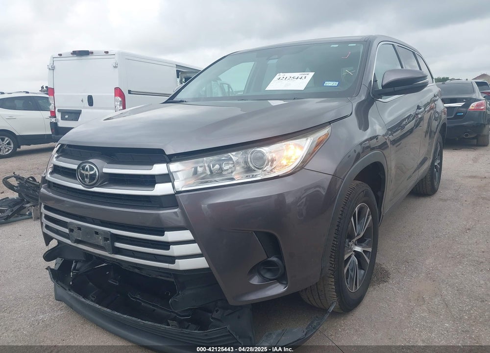 2019 TOYOTA HIGHLANDER VIN: 5TDZARFH8KS055303