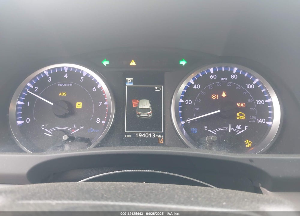 2019 TOYOTA HIGHLANDER VIN: 5TDZARFH8KS055303