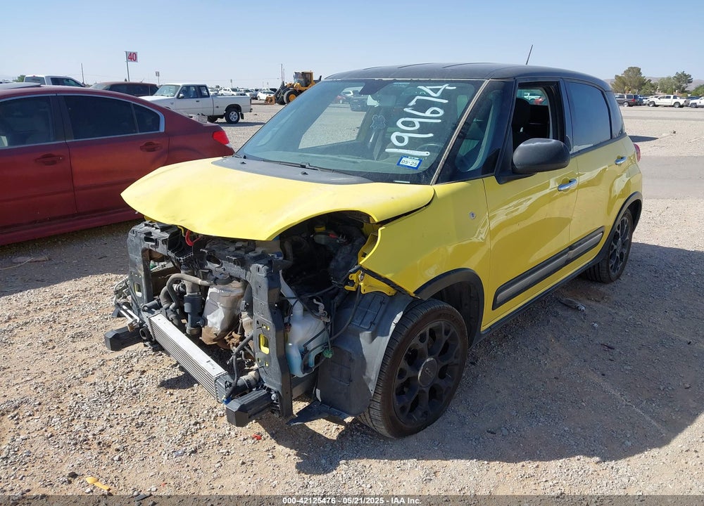 2015 FIAT 500L URBANA TREKKING VIN: ZFBCFADH4FZ031650