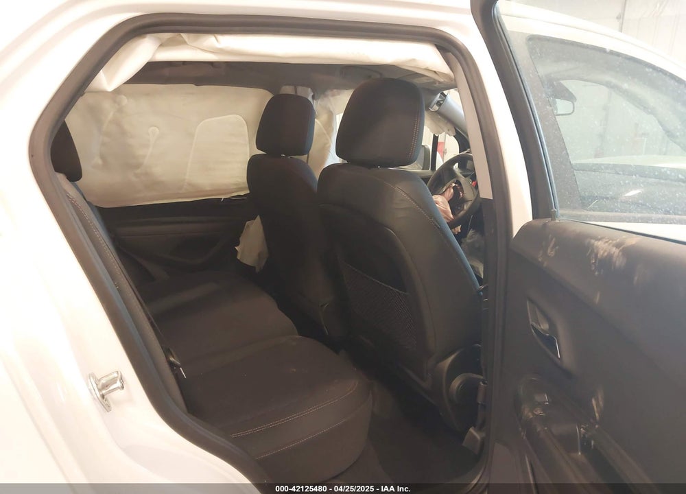 2019 CHEVROLET TRAX LS VIN: 3GNCJKSBXKL339026