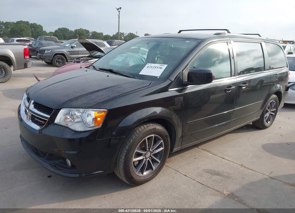 2017 DODGE GRAND CARAVAN VIN: 2C4RDGCG5HR600284